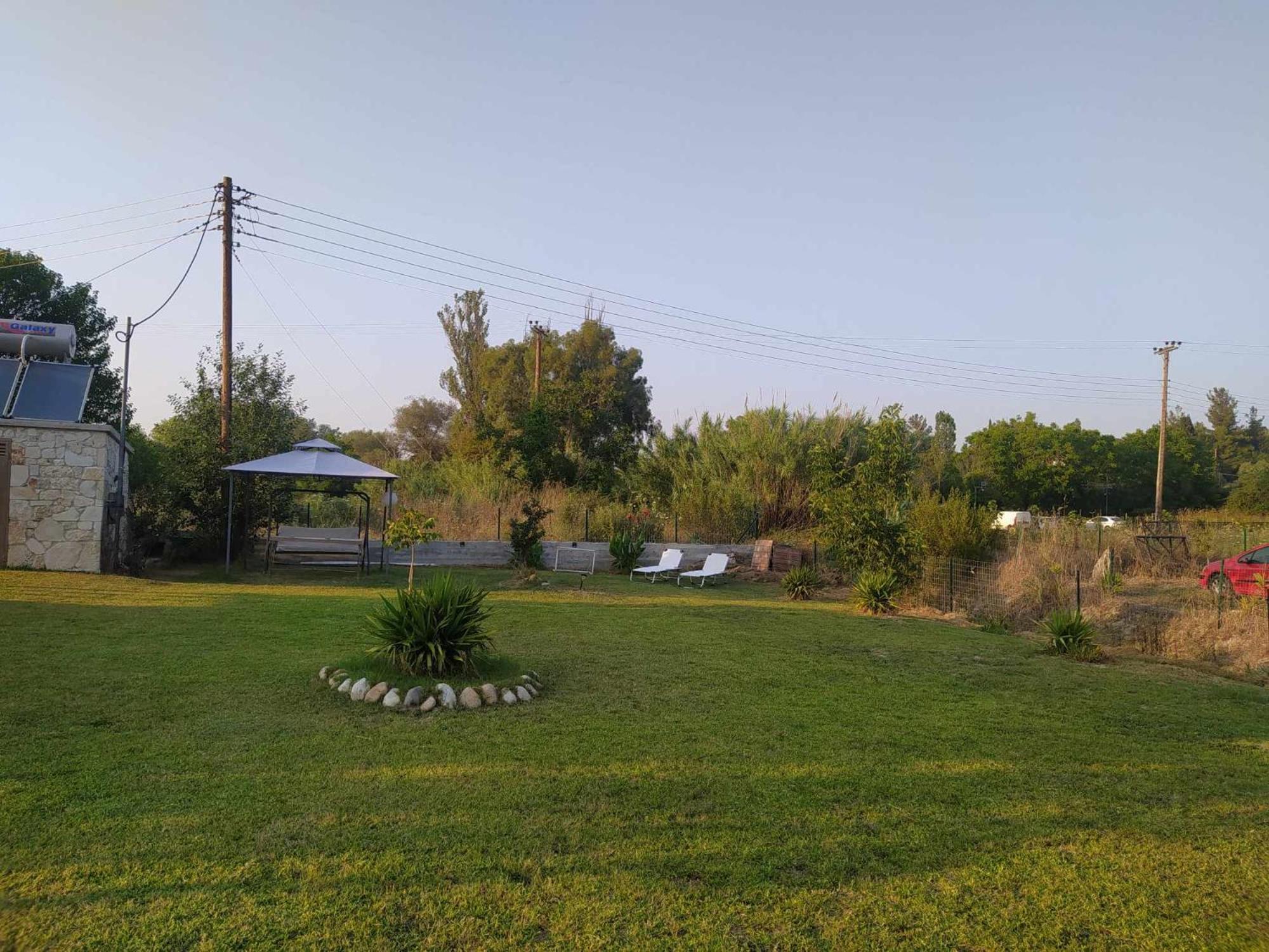 To Petrino Spiti Διαμέρισμα Ποσείδι Εξωτερικό φωτογραφία