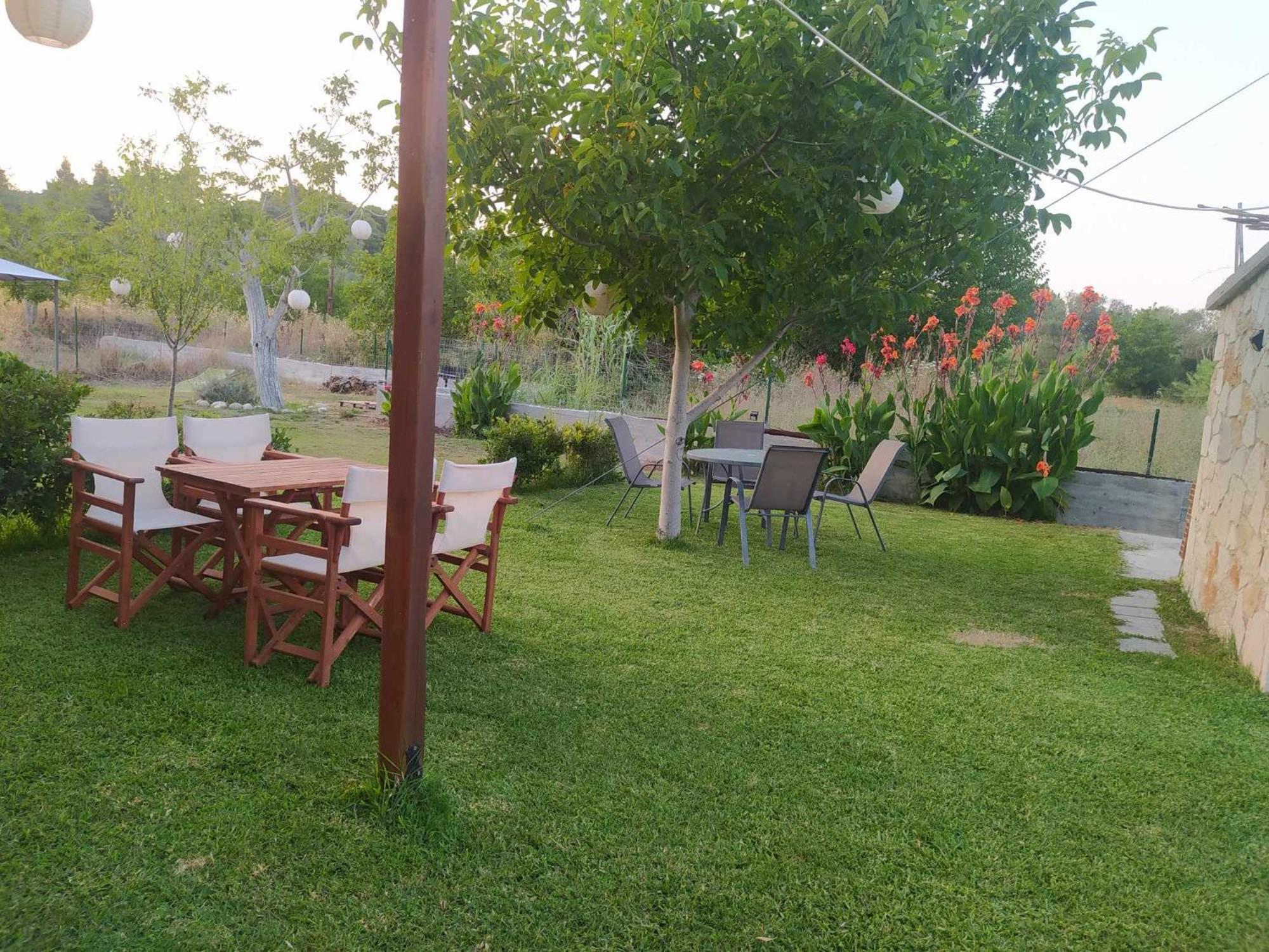 To Petrino Spiti Διαμέρισμα Ποσείδι Εξωτερικό φωτογραφία