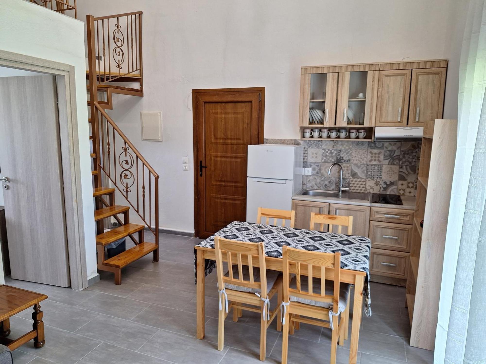 To Petrino Spiti Διαμέρισμα Ποσείδι Εξωτερικό φωτογραφία